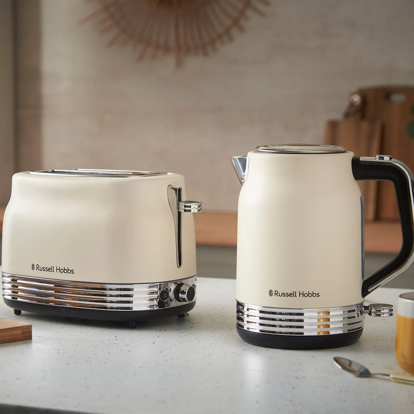 RUSSELL HOBBS HANLEY KETTLE-JASMINE