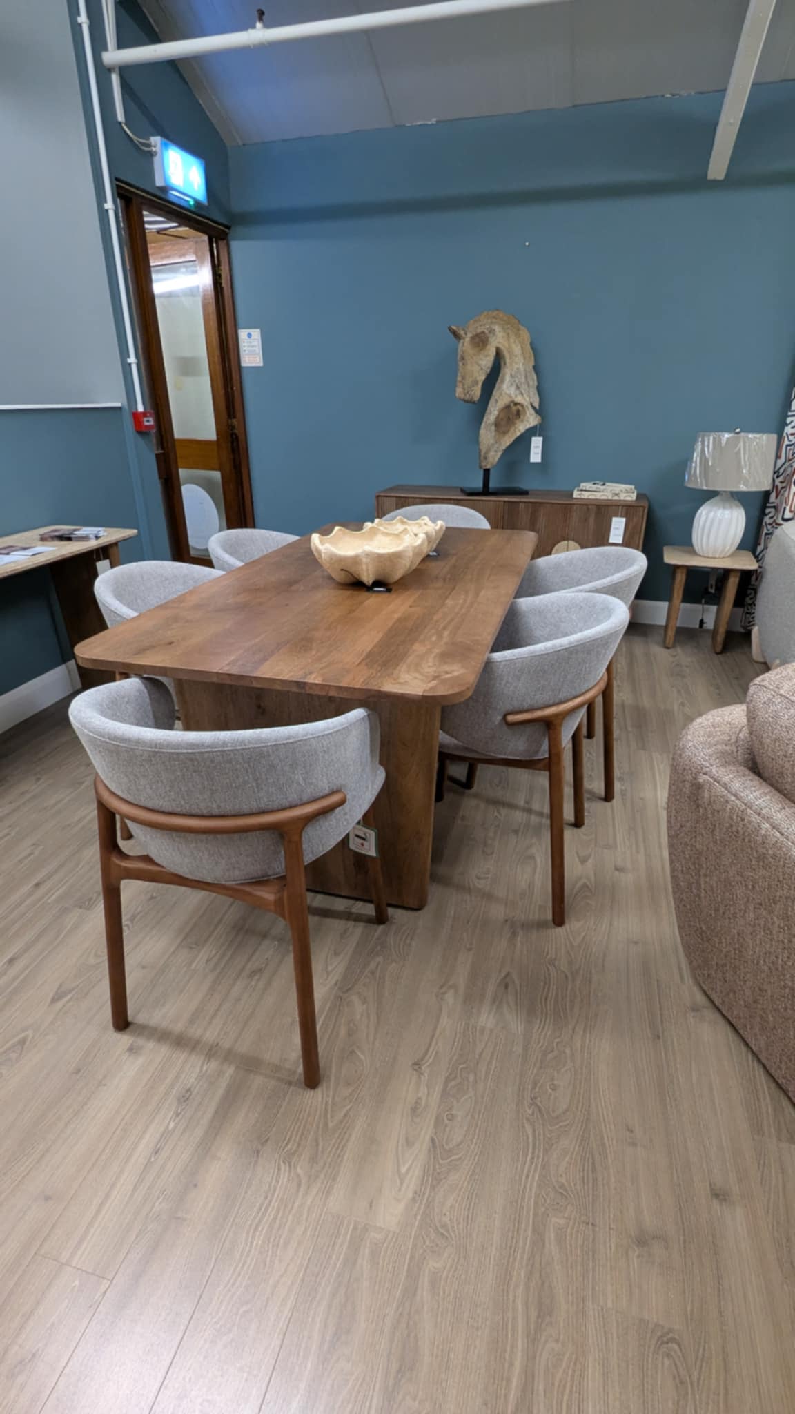 BAKER EDEN DINING TABLE, 6 CHAIRS & SIDEBOARD