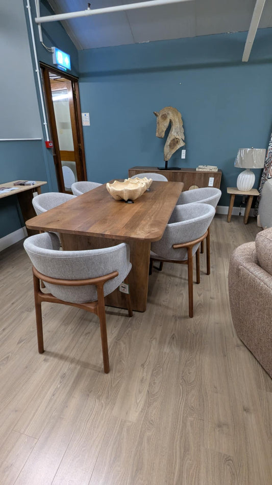 BAKER EDEN DINING TABLE, 6 CHAIRS & SIDEBOARD