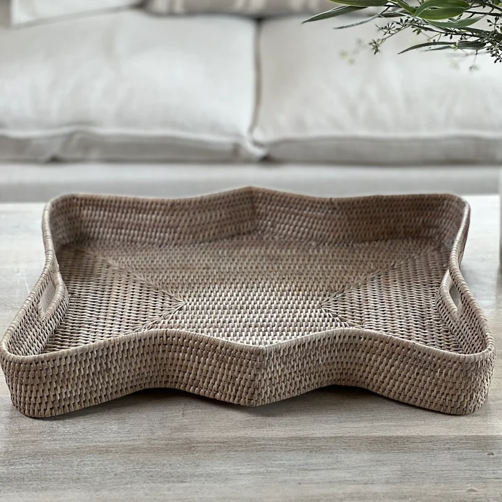 RATTAN SCALLOP RECT TRAY-LARGE SIZE