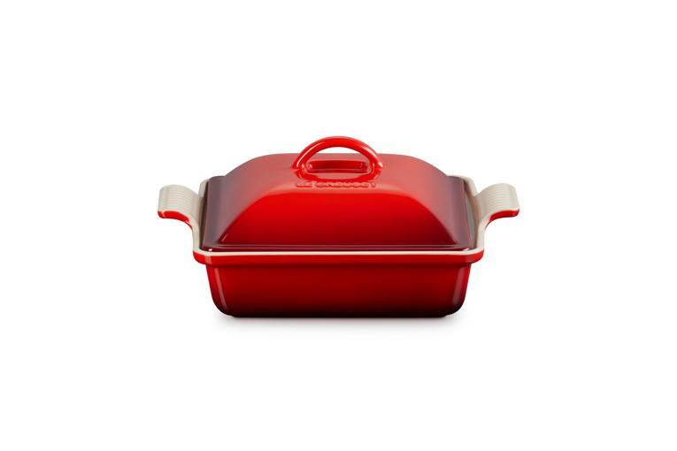 LE CREUSET 23CM HERITAGE SQUARE DISH WITH LID CERISE