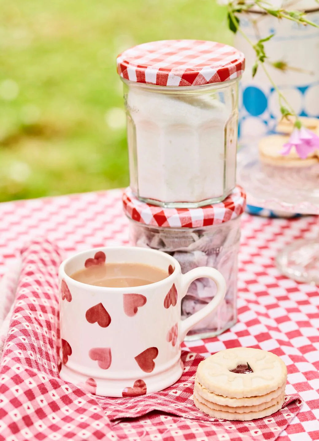 EMMA BRIDGEWATER PINK HEARTS SMALL MUG