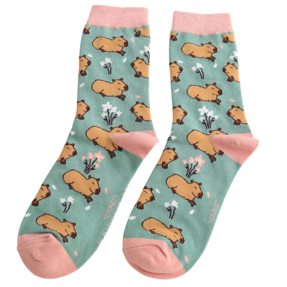 CUTE CAPYBARA SOCKS GREEN