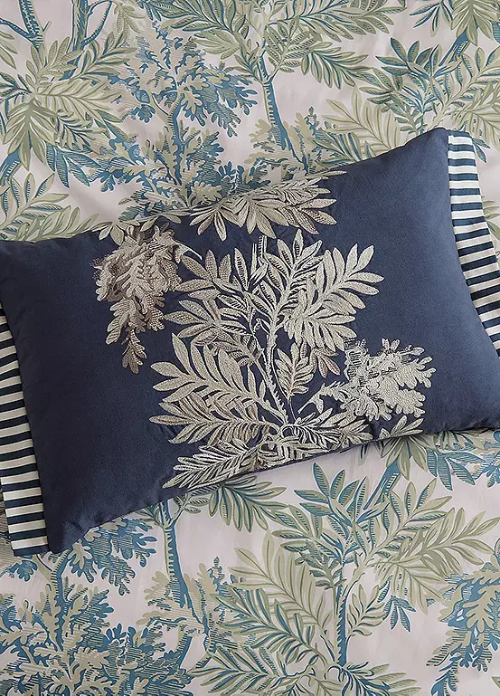 TAPESTRY TREE CUSHION