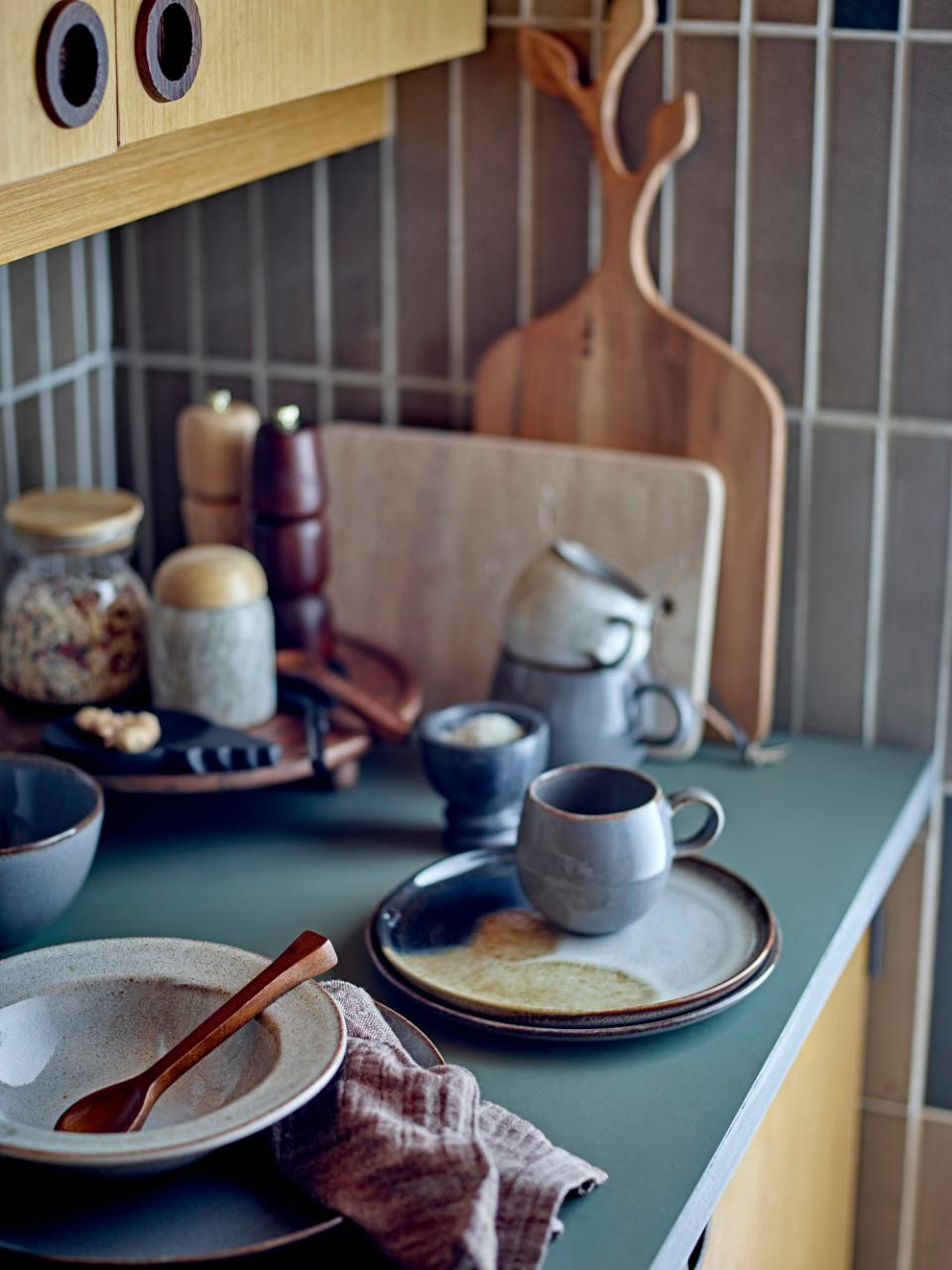 JULES PLATE GREY STONEWARE