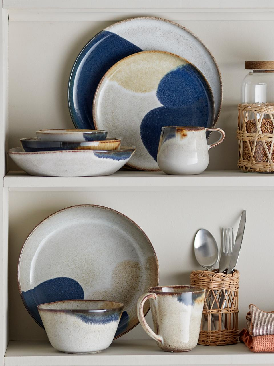 JULES MUGS, GREY STONEWARE