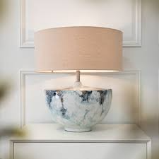 AKETA TABLE LAMP
