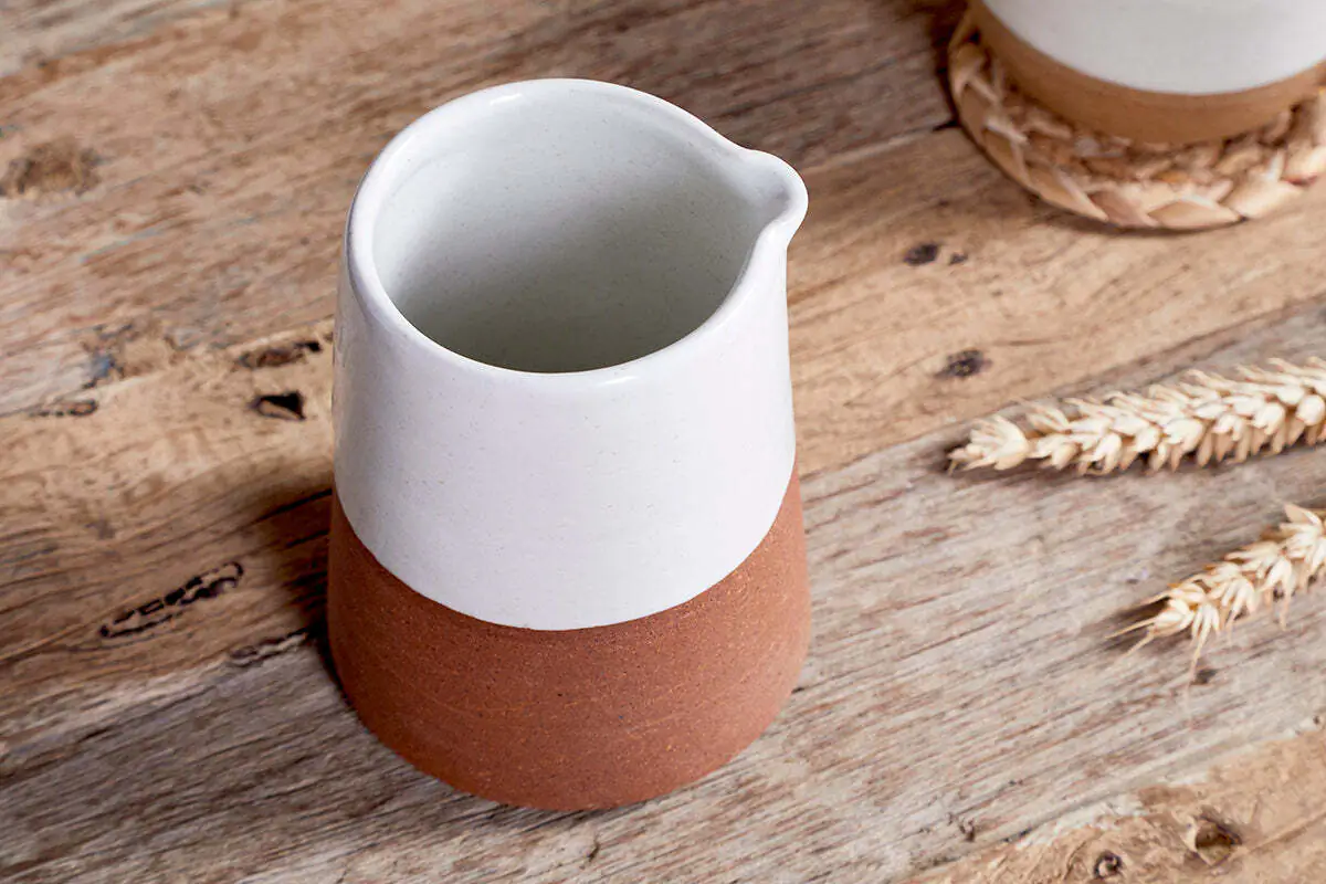 MALI SLANTING JUG-WHITE & TERRACOTTA