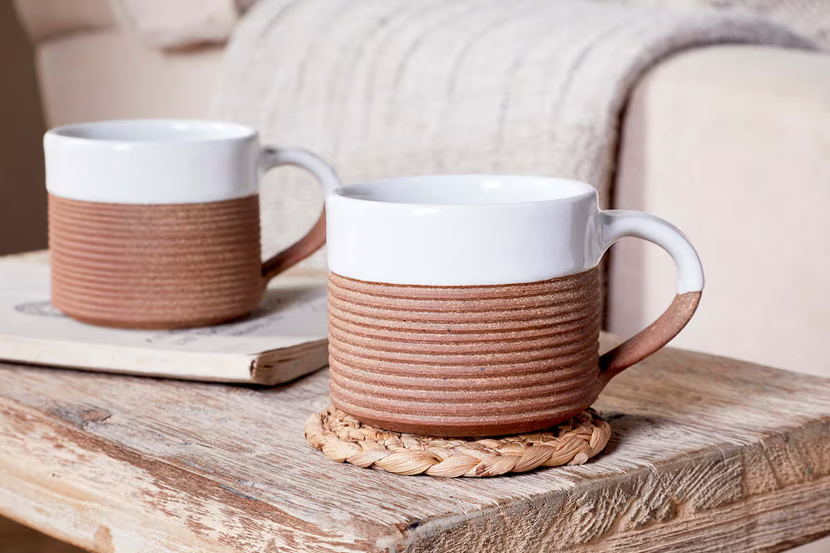 MALI RIBBED COFFEE MUG-WHITE & TERRACOTTA
