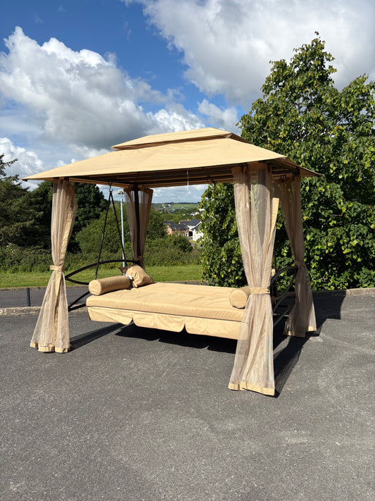 Swing seat/Day bed