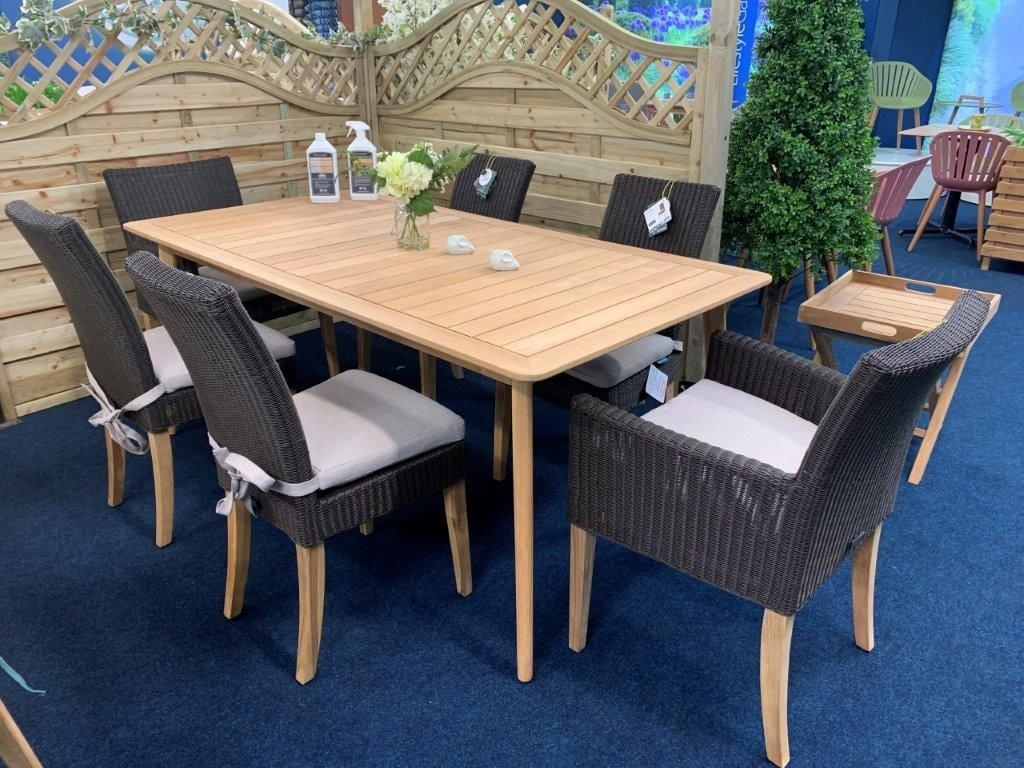 ST LUCIA 6 SEAT DINING SET RECTANGULAR BLUE FABRIC + PARASOL