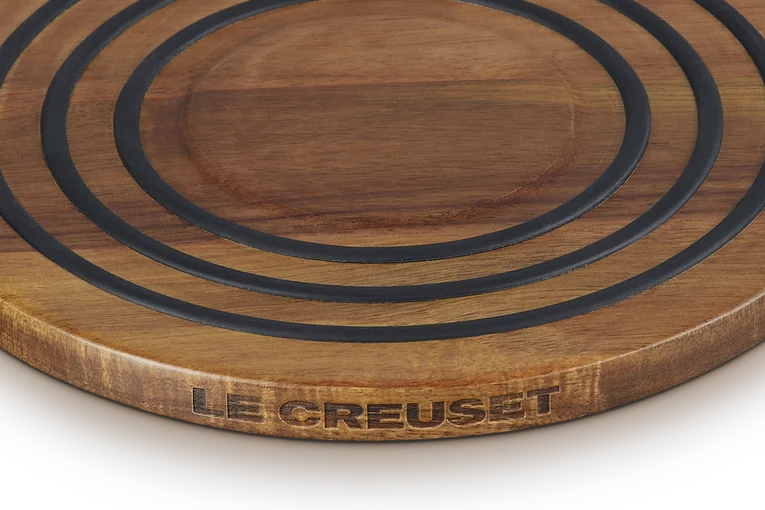 LE CREUSET ACACIA WOOD MAGNETIC TRIVET