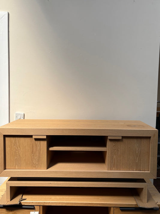 WB OSCAR TV STAND