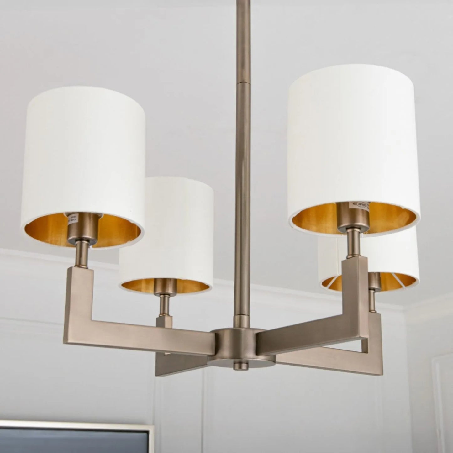 EALGA 4 ARM BRONZE CHANDELIER