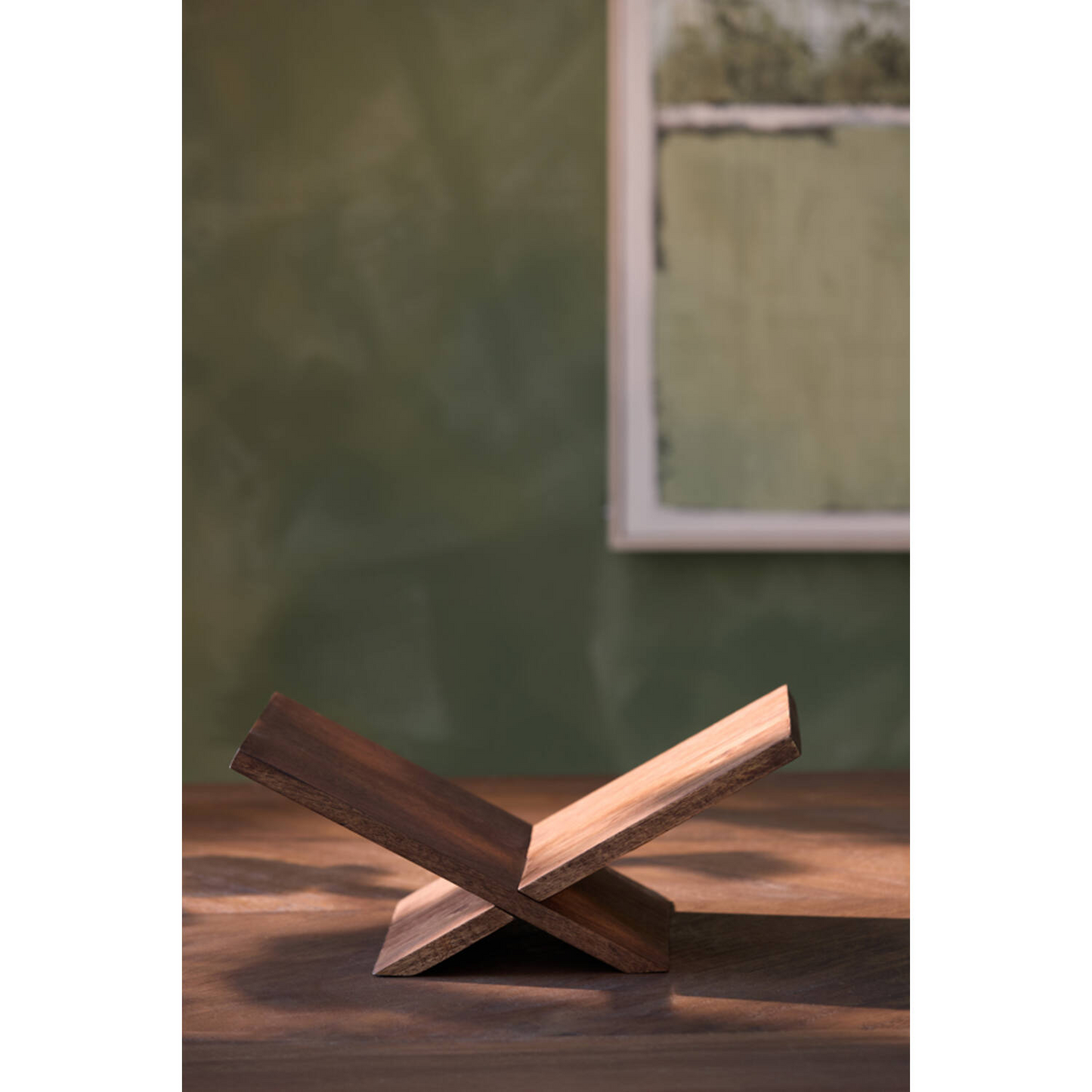 TONOSI WOODEN BOOKSTAND