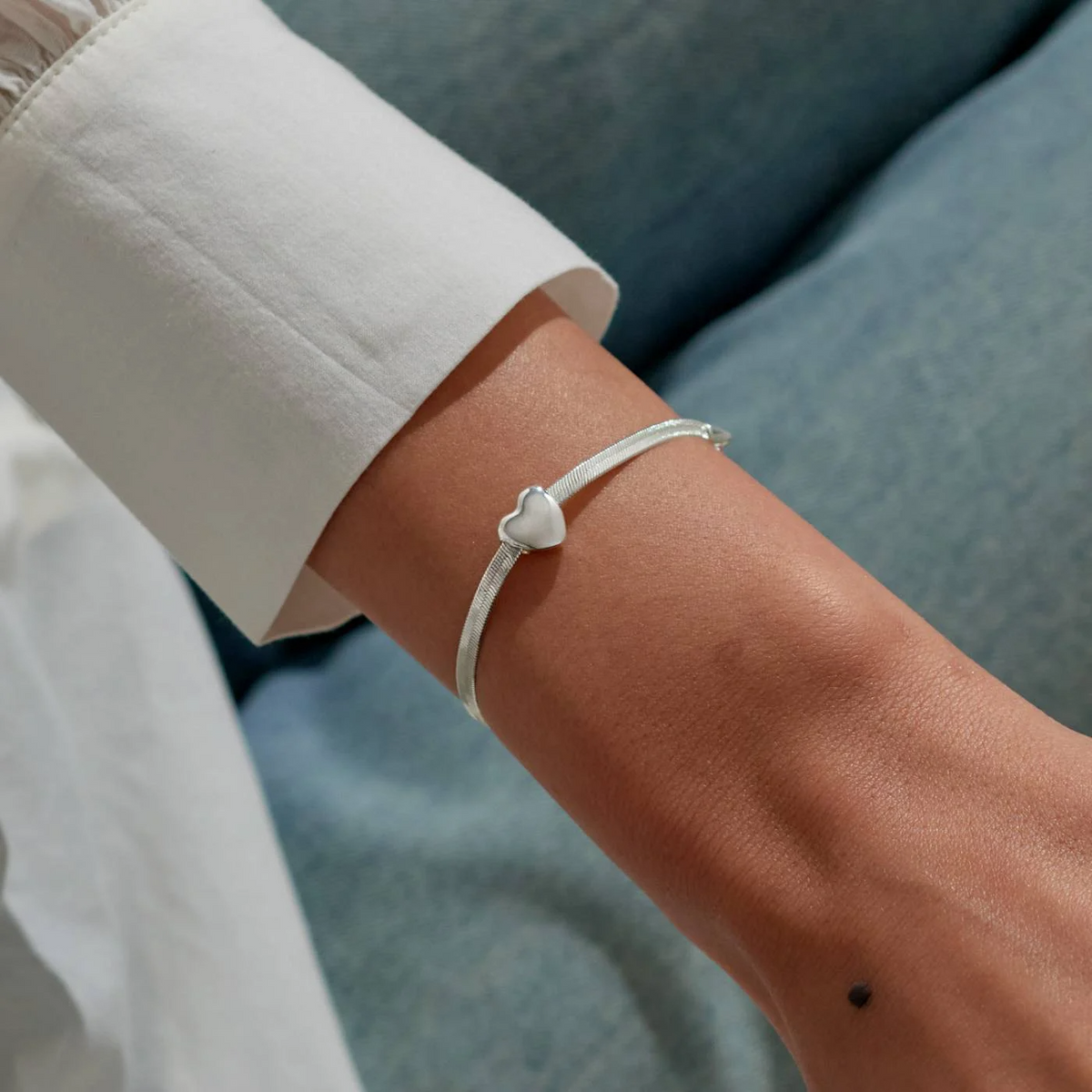 BRACELET BAR HEART SNAKE CHAIN BRACELET