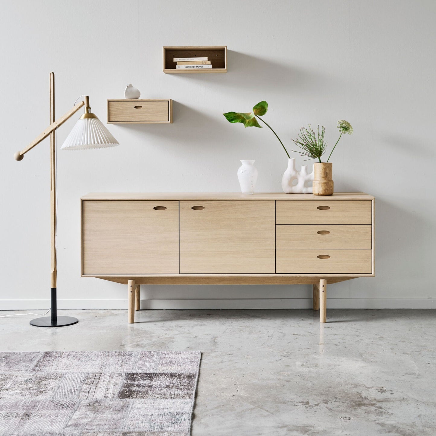PBJ AERIS SIDEBOARD