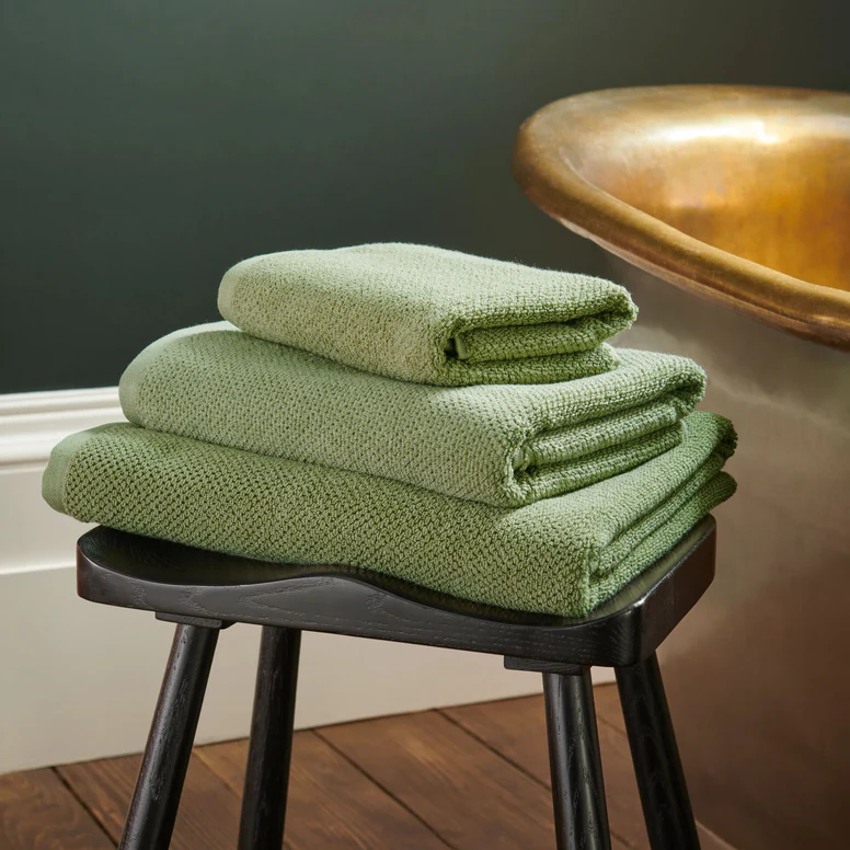 BRIXTON BATH TOWEL-KHAKI