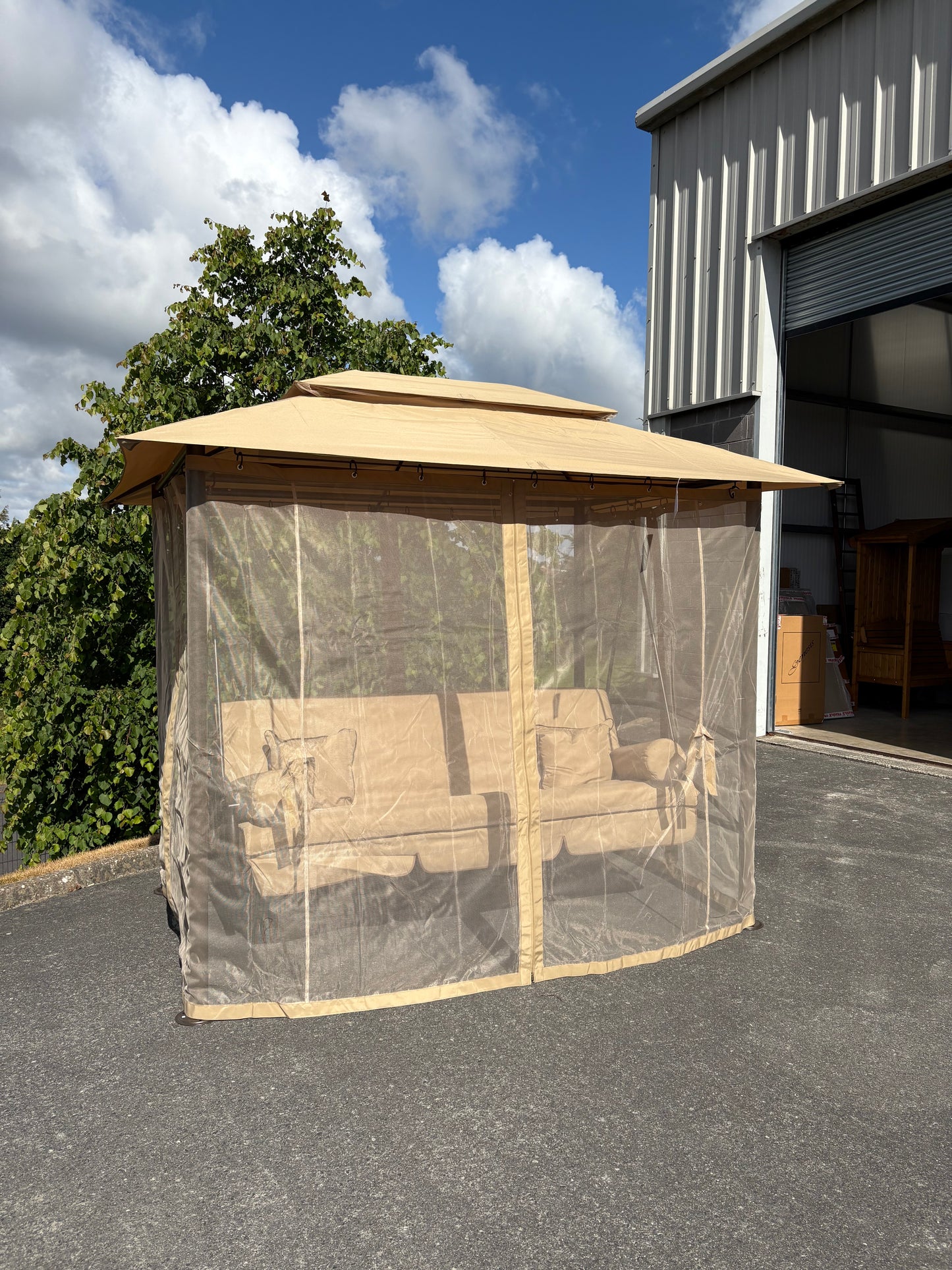 Swing seat/Day bed
