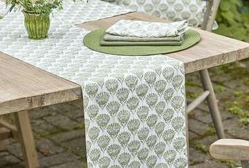 CARNATION RUNNER OLIVE 32*180CM