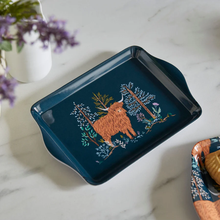CONNIE THE COW SCATTTER TRAY
