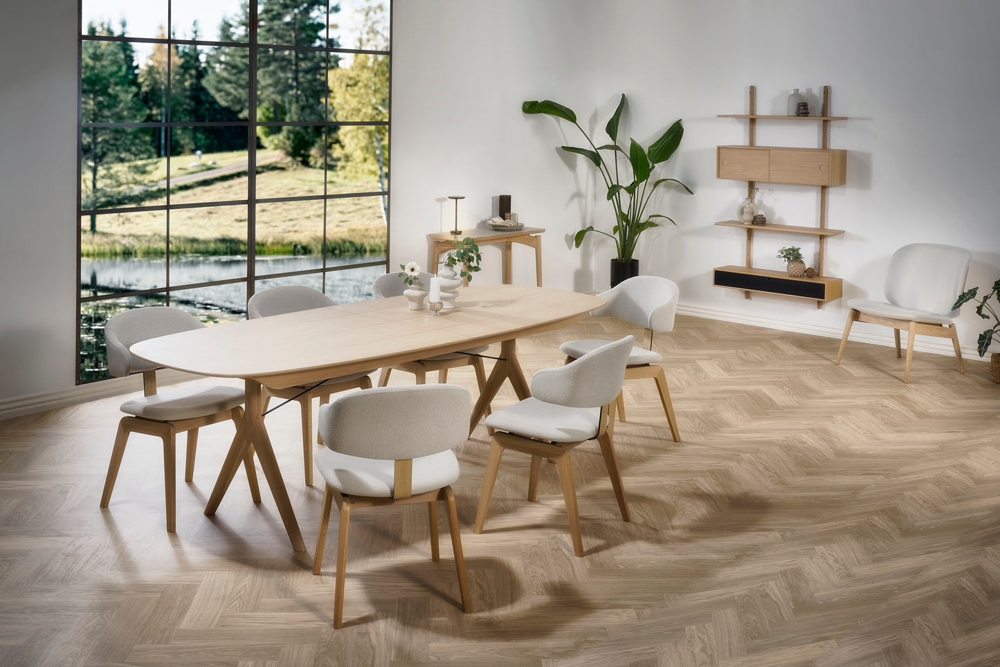 PBJ CORNA DINING TABLE