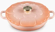 LE CREUSET PETAL SHALLOW CASSEROLE 26CM PECHE