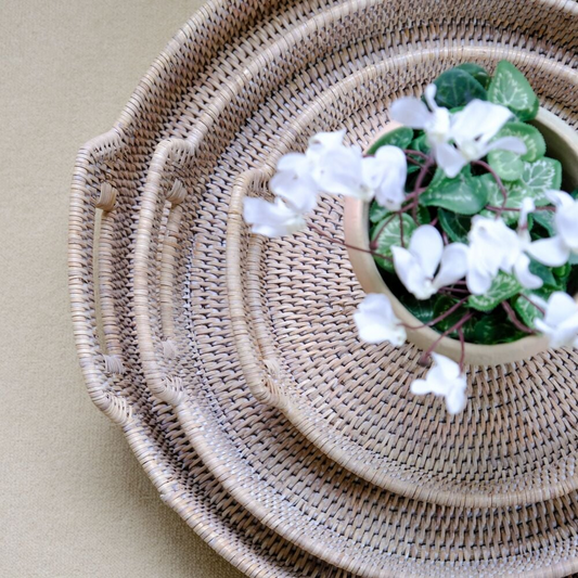 RATTAN ROUND TRAY MEDIUM SIZE
