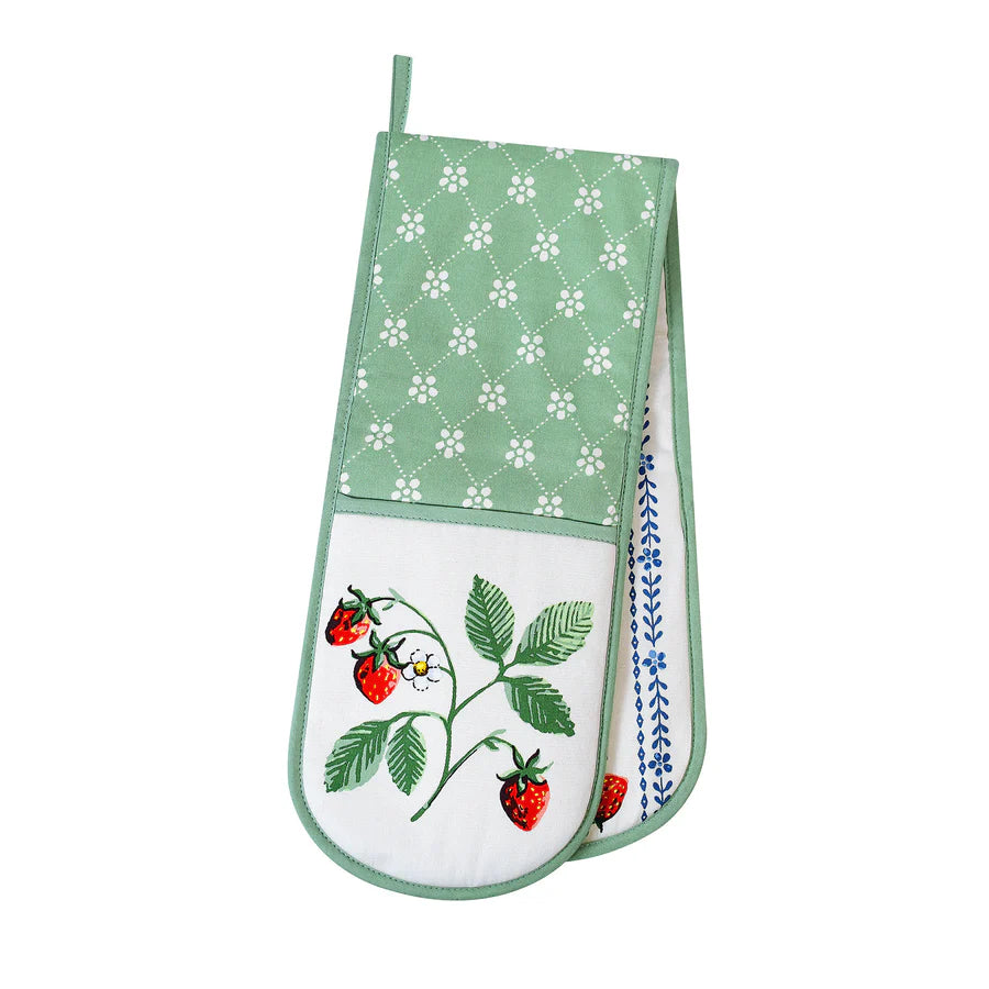 STRAWBERRY PATCH DOUBLE OVEN GLOVE