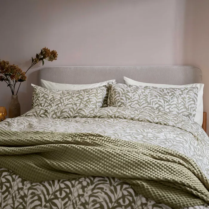 ABIGAIL AHERN x MURMUR CLEO DUVET COVER SET, SAGE GREEN