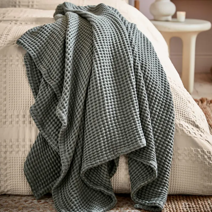 ABIGAIL AHERN x MURMUR TESS WAFFLE CHARCOAL THROW