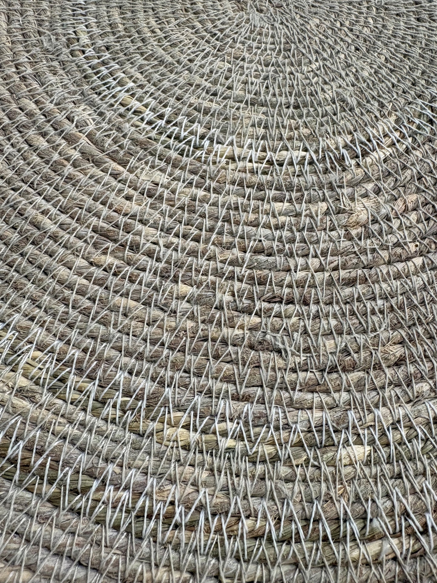 BE HOME WOVEN PLACEMATS