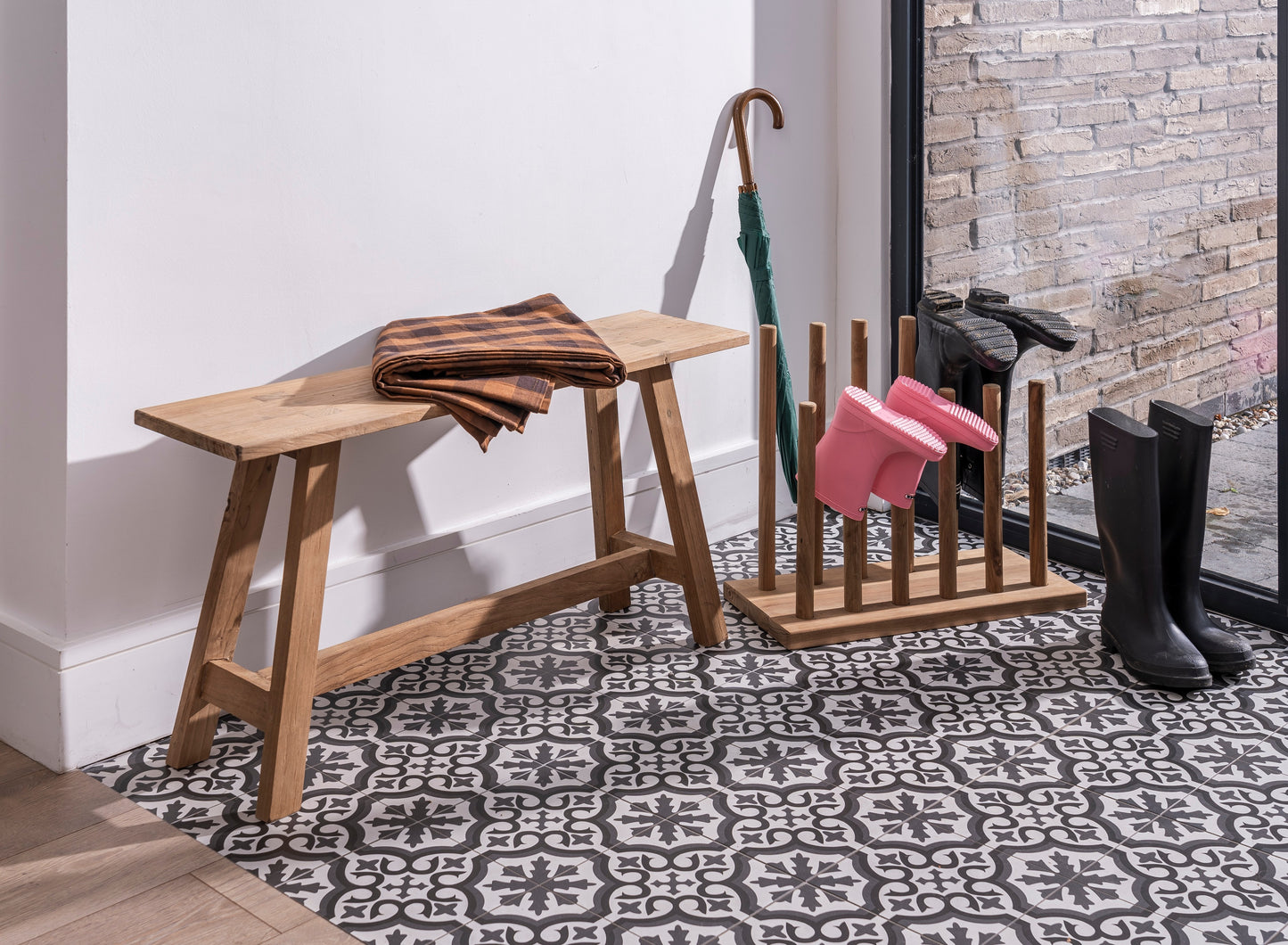 OCEANS APART CONVIA BENCH TABLE