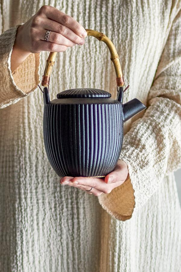 BLOOMINGVILLE NERI TEAPOT