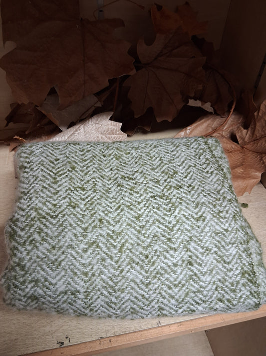 HERRINGBONE FAUX MOHAIR THROW OLIVE