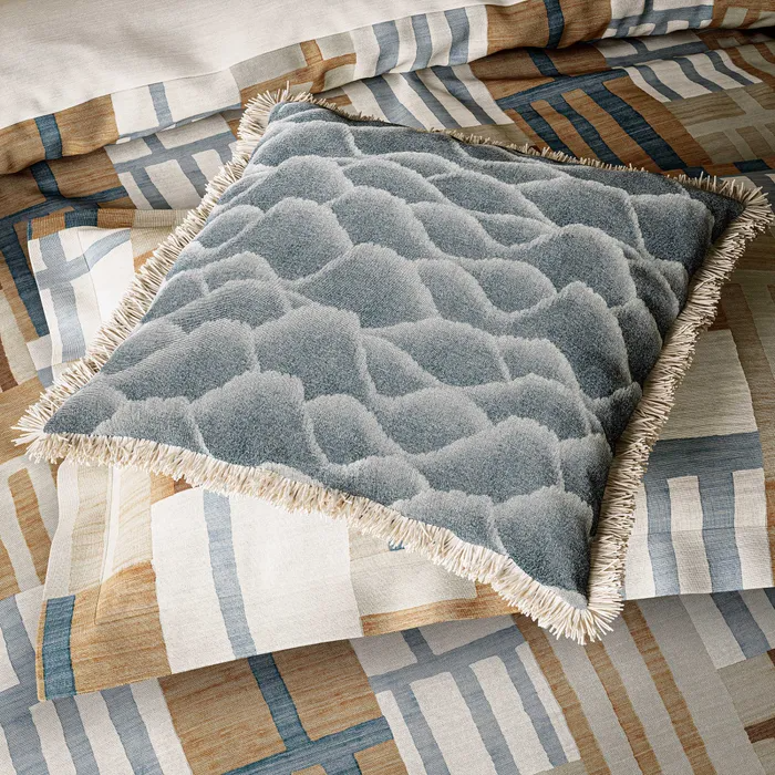 HARLEQUIN ZUNI 45x45cm SAPPHIRE CUSHION