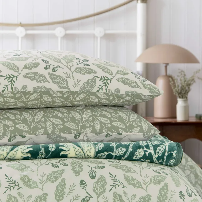 HELENA SPRINGFIELD HARVEST MOON ACORNS BEDDING IN SAGE