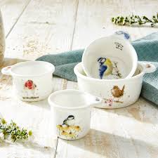 WRENDALE MEASURING CUPS