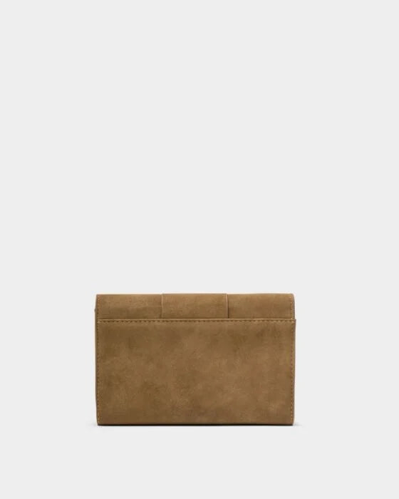 TAYA WOVEN PURSE CARAMEL