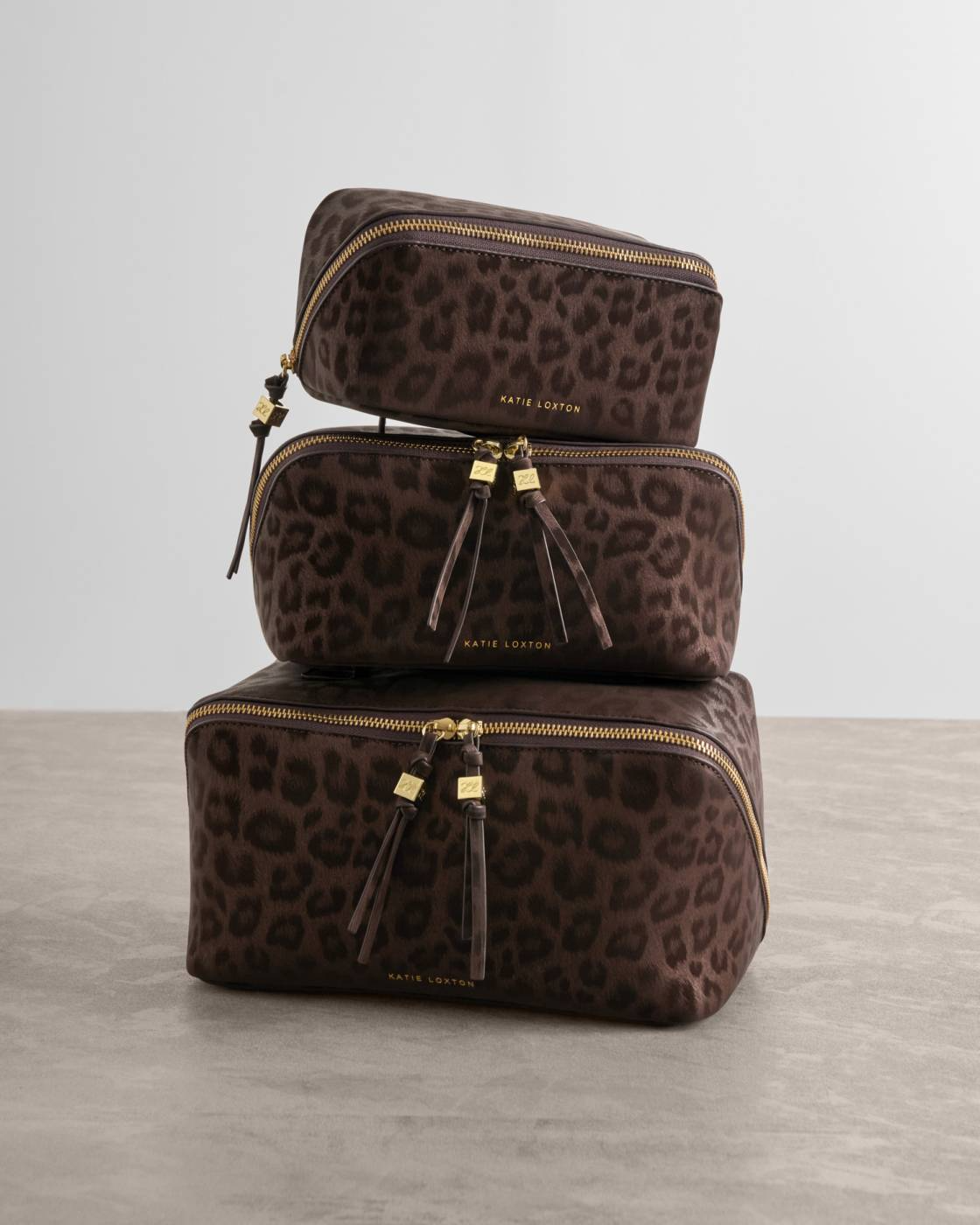 KATIE LOXON SOHO MAKE UP BAG/WASH BAG CHOCOLATE LEOPARD