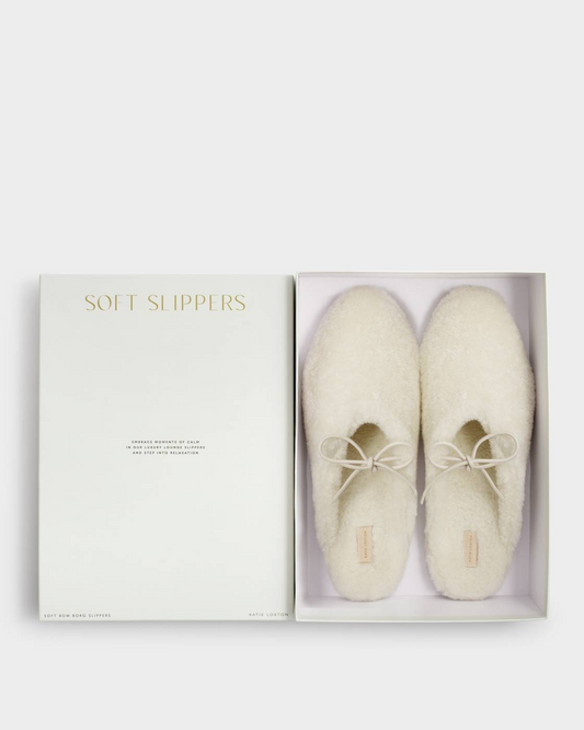 KATIE LOXTON GIFT BOXED BORG SLIPPERS -OFF WHITE