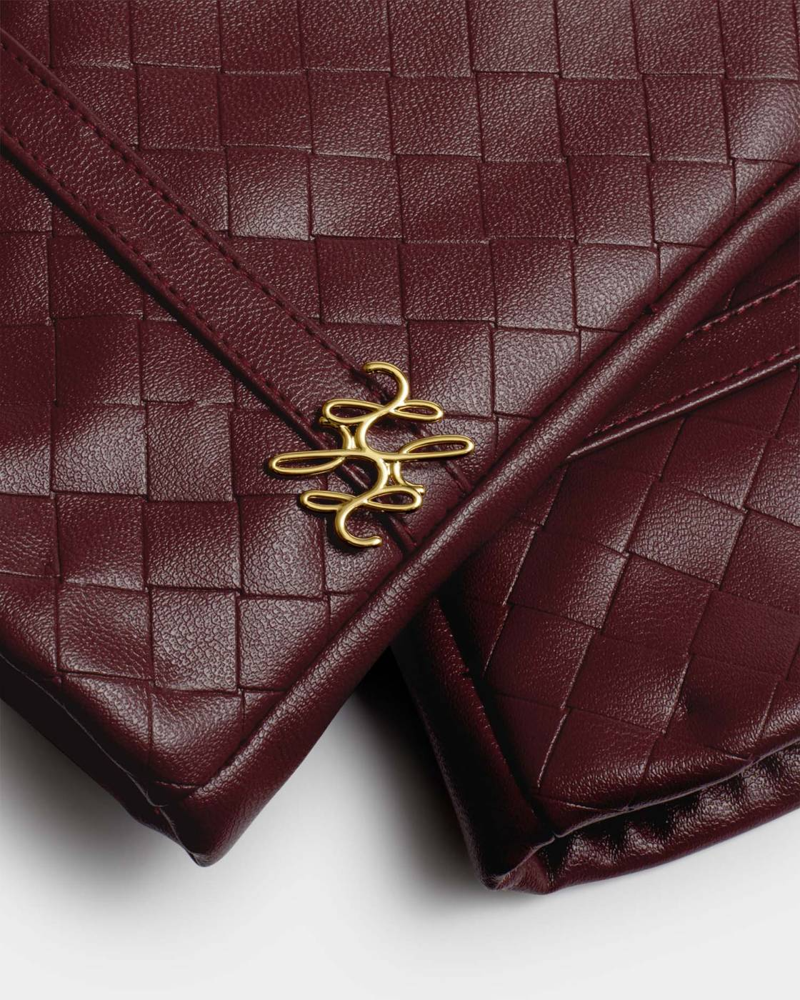 KATIE LOXTON BOXED FAUX LEATHER GLOVS CHERRY WOVEN