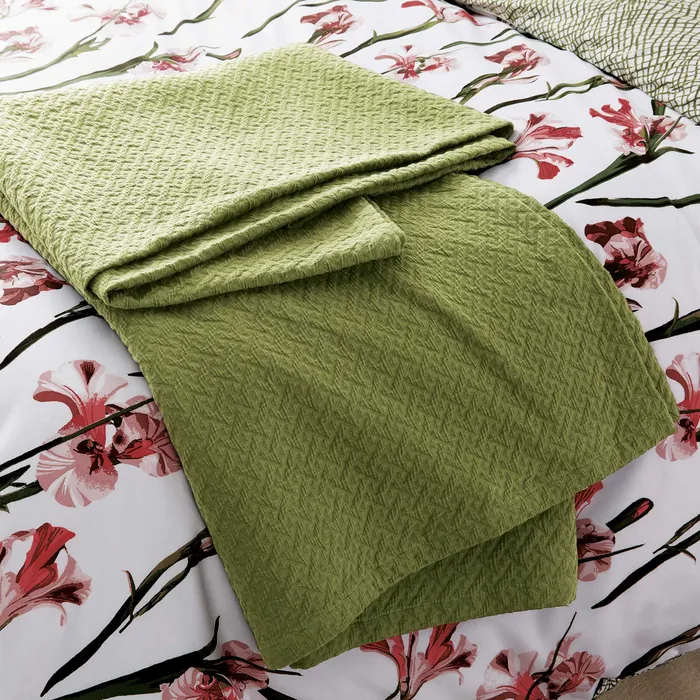 TED BAKER DIAGONAL MATELLASE THROW-GREEN