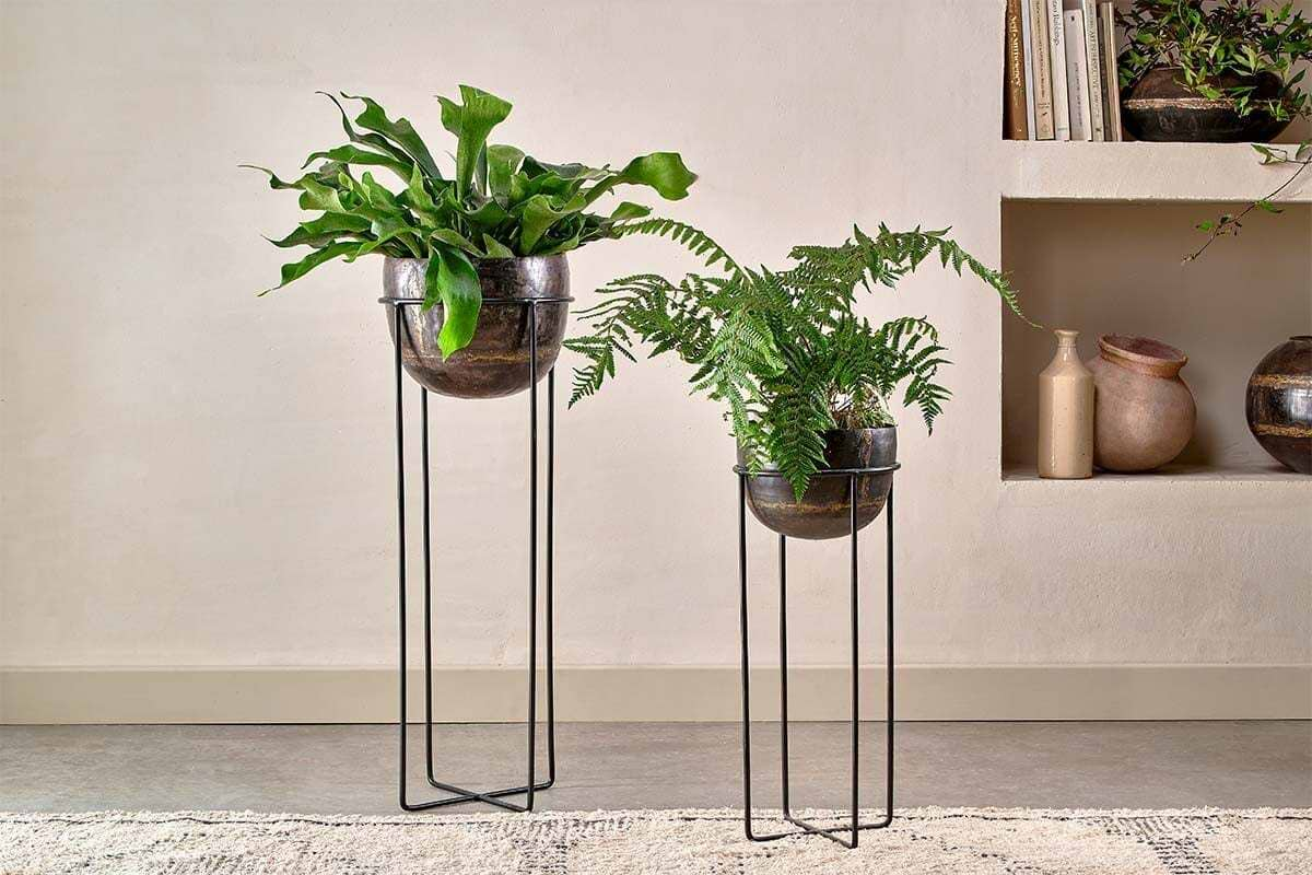 NKUKU ENDO RECLAIMED IRON PLANTER-LARGE