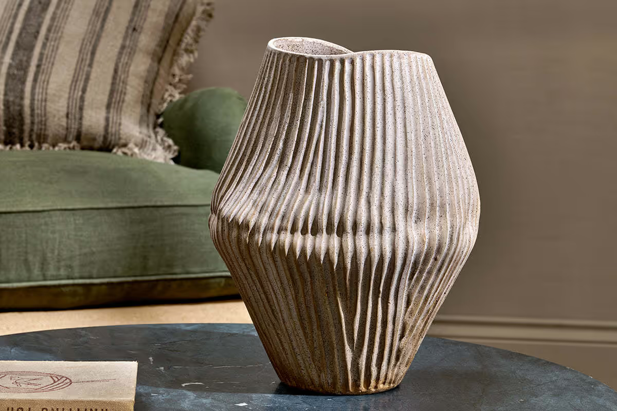 KALAI CERAMIC ORGANIC SHAPE VASE