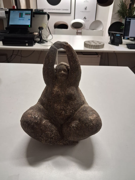 LOCKTON YOGA SCULPTURE